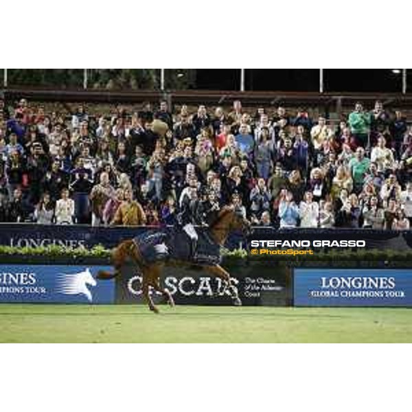 LGCT of Cascais - Grand Prix - Danielle Goldstein on Lizziemary parades after winning the LGCT grand Prix of Cascais - Cascais, - 8 July 2017 - ph.Stefano Grasso/LGCT