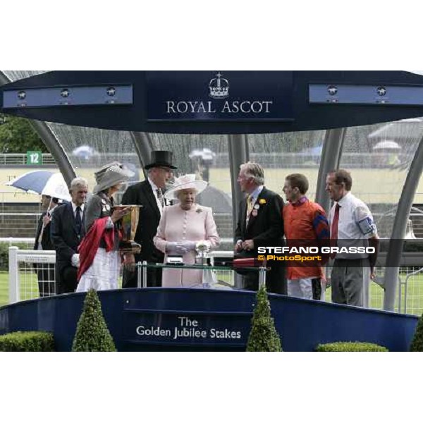 group photo for Soldier\'s Tale connection winner of The Golden Jubilee Stakes Ascot, Royal Ascot, 5th day 23rd june 2007 ph. Stefano Grasso