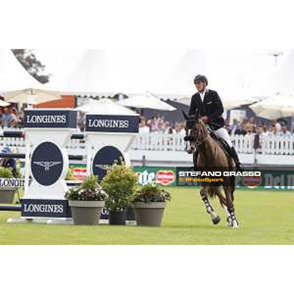 LGCT of Chantilly - Grand Prix - Roger Yves Bost on Sunshine du Phare Chantilly,15th july 2017 ph.Stefano Grasso/LGCT