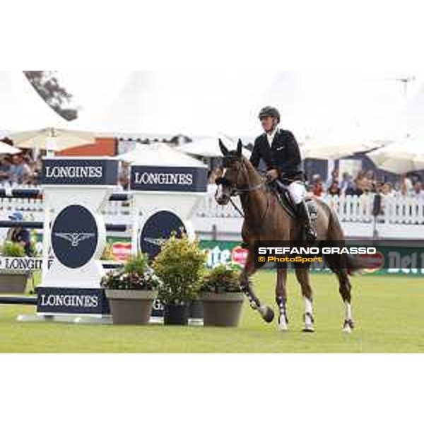 LGCT of Chantilly - Grand Prix - Roger Yves Bost on Sunshine du Phare Chantilly,15th july 2017 ph.Stefano Grasso/LGCT