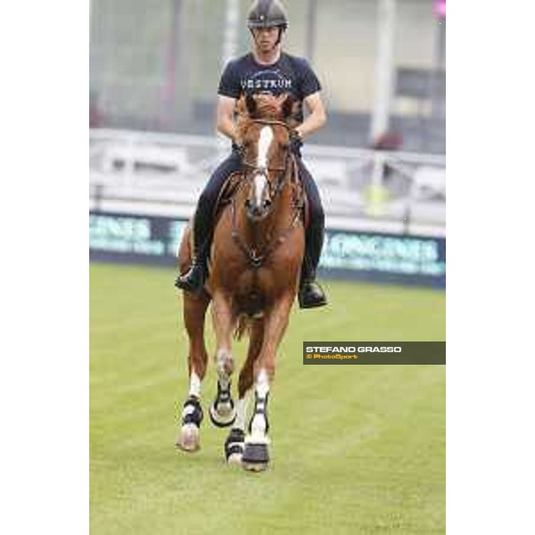 LGCT of Chantilly - Warm up - Harrie Smolders on Emerald NOP - Chantilly, - 13 July 2017 - ph.Stefano Grasso/LGCT