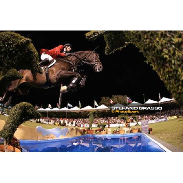 Ludger Beerbaum on Enorm, jumping the water in the 11¡ Csi Challenge Vincenzo Muccioli - Prix nr. 9 - Gruppo Poste Italiane San Patrignano, 22nd july 2007 ph. Stefano Grasso