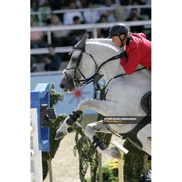 Jos Lansink on AL-Kaheel Cavalor Cumano during the 2nd rating competition for the individual and Team Fei Mannheim, 16th august 2007 ph. Stefano Grasso