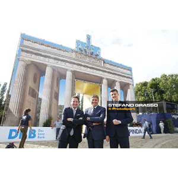 LGCT of Berlin - Prize giving ceremony - Juan Carlos Capelli, Rainer Eckert and David Auberson - Berlin, 29th july 2017 - ph.Stefano Grasso/LGCT