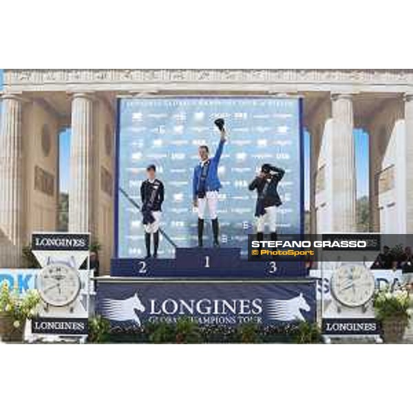 LGCT of Berlin - Prize giving ceremony - The podium: 1st Christian Ahlmann, 2nd Simone Blum and 3rd Leopold Van Asten - Berlin, 29th july 2017 - ph.Stefano Grasso/LGCT