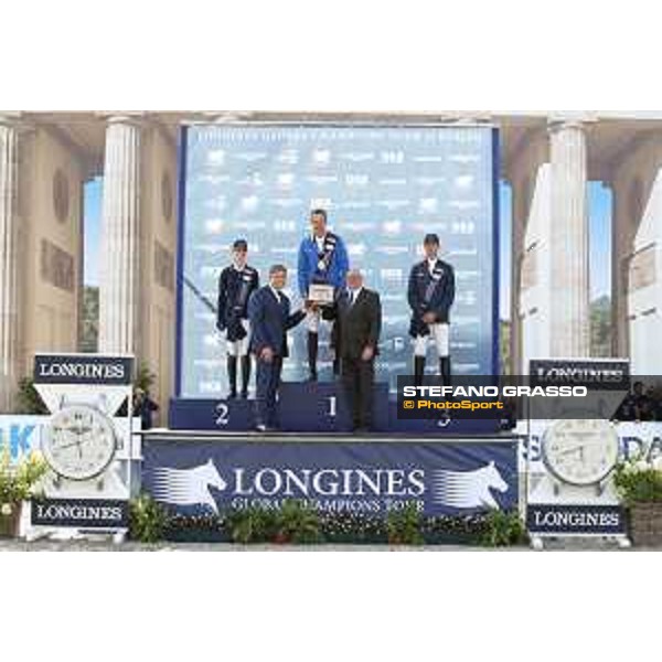 LGCT of Berlin - Prize giving ceremony - The podium: 1st Christian Ahlmann, 2nd Simone Blum and 3rd Leopold Van Asten - Berlin, 29th july 2017 - ph.Stefano Grasso/LGCT