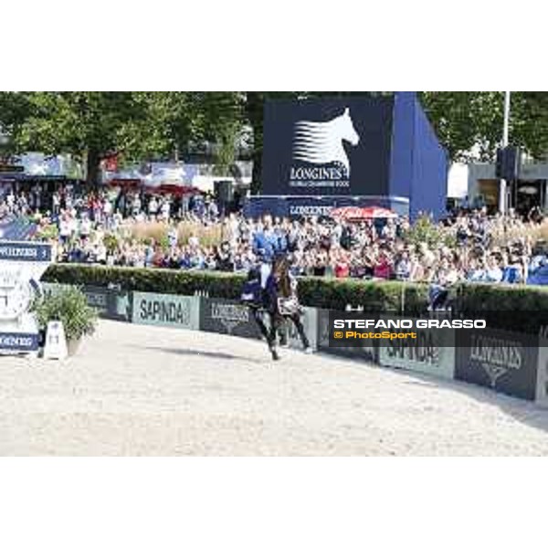 LGCT of Berlin - Prize giving ceremony - Christian Ahlmann on Codex One parades after winning the LGCT Grand Prix of Berlin presented by Sapinda - Berlin, 29th july 2017 - ph.Stefano Grasso/LGCT