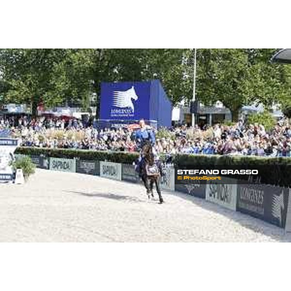 LGCT of Berlin - Prize giving ceremony - Christian Ahlmann on Codex One parades after winning the LGCT Grand Prix of Berlin presented by Sapinda - Berlin, 29th july 2017 - ph.Stefano Grasso/LGCT