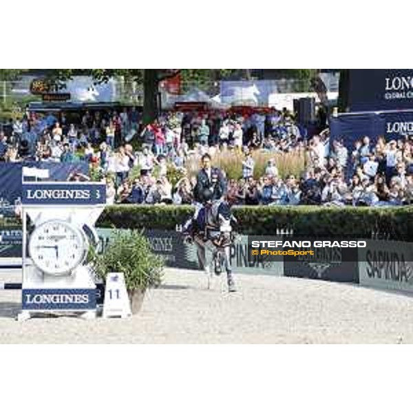 LGCT of Berlin - Prize giving ceremony - Christian Ahlmann on Codex One parades after winning the LGCT Grand Prix of Berlin presented by Sapinda - Berlin, 29th july 2017 - ph.Stefano Grasso/LGCT
