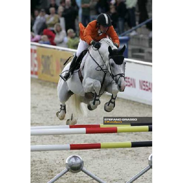 Gerco Schroder on Eurocommerce Berlin jumps during the team competition Mannheim, 17th august 2007 ph. Stefano Grasso