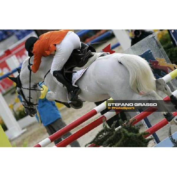 Gerco Schroder on Eurocommerce Berlin jumps during the team competition Mannheim, 17th august 2007 ph. Stefano Grasso