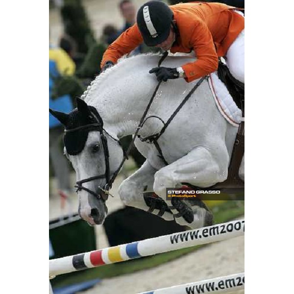 Gerco Schroder on Eurocommerce Berlin jumps during the team competition Mannheim, 17th august 2007 ph. Stefano Grasso