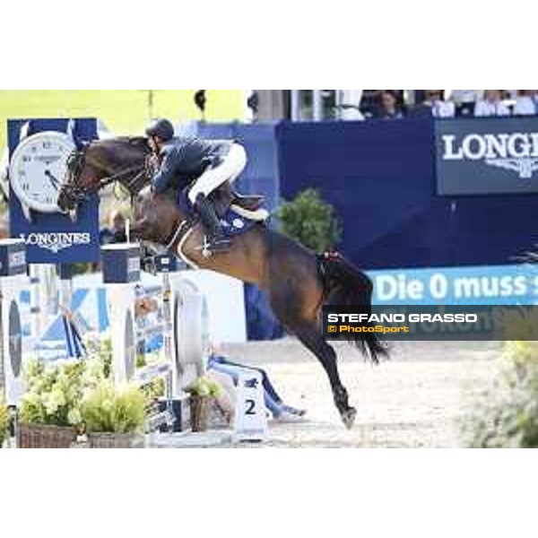 LGCT of Berlin - Class 5 - Leopold Van Asten on VDL Groep Miss Untouchable - Berlin, - 30 July 2017 - ph.Mario Grassia/LGCT