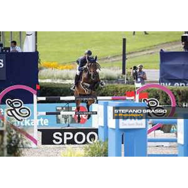 LGCT of Berlin - Class 5 - Leopold Van Asten on VDL Groep Miss Untouchable - Berlin, - 30 July 2017 - ph.Mario Grassia/LGCT