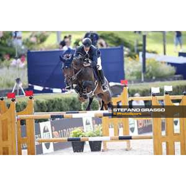 LGCT of Berlin - Class 5 - Leopold Van Asten on VDL Groep Miss Untouchable - Berlin, - 30 July 2017 - ph.Mario Grassia/LGCT