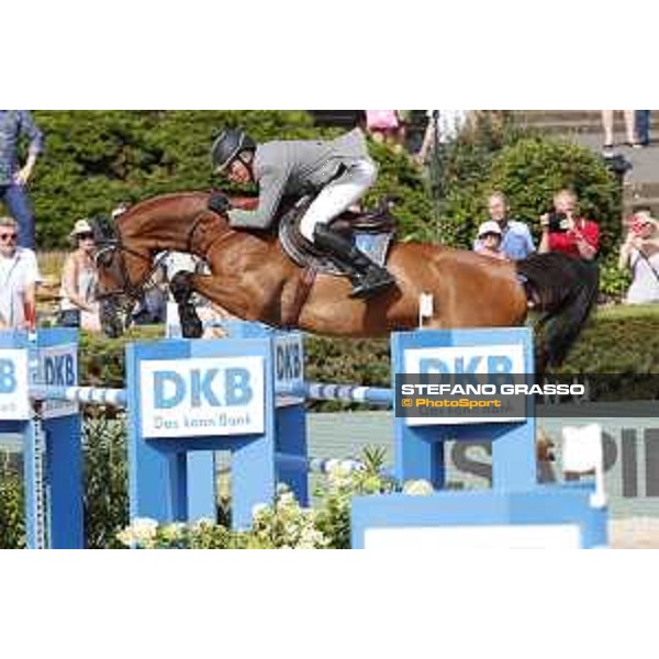 LGCT of Berlin - Class 5 - Ludger Beerbaum on Cool Down 7 - Berlin, - 30 July 2017 - ph.Mario Grassia/LGCT