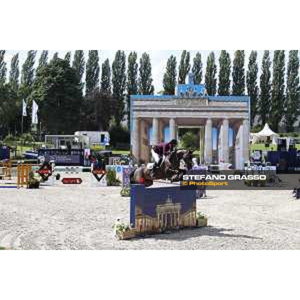 LGCT of Berlin - Class 5 - Sheikh Ali Al Thani on Carolina 31 - Berlin, - 30 July 2017 - ph.Mario Grassia/LGCT