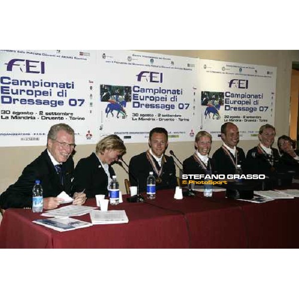 Fise President Cesare Croce with The Dutch team winner of the european dressage championship 2007 during the press conference La Mandria, 31st august 2007 ph. Stefano Grasso