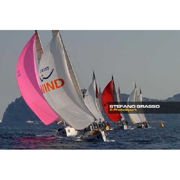 Capri - Rolex IMS World 2004 Spinnaker davanti all\'Isola di Capri Ph. Andrea Carloni