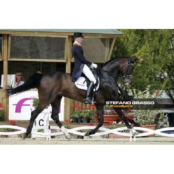 Imke Shellekens-Bartels on Hunter Douglas Sunrise bronze medalist of Gran Prix Kur at the Fei European Dressage Championship LA MANDRIA-Venaria Reale-Druento (TO) - 2nd sept. 2007 ph. Stefano Grasso