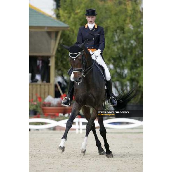 Imke Shellekens-Bartels on Hunter Douglas Sunrise bronze medalist of Gran Prix Kur at the Fei European Dressage Championship LA MANDRIA-Venaria Reale-Druento (TO) - 2nd sept. 2007 ph. Stefano Grasso