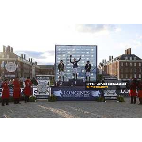LGCT of London - Grand Prix - Prize giving ceremony - The podium: 1st Scott Brash, 2nd Ben Maher and 3rd Denis LYnch - London,5th august 2017 - ph. Stefano Grasso/LGCT