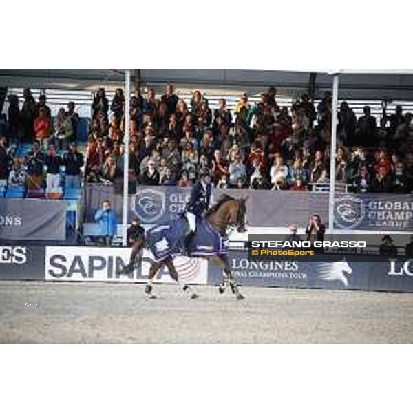 LGCT of London - Grand Prix - Prize giving ceremony - Scott Brash on Hello Forever parades after winning LGCT GP of London presented by Sapinda - London,5th august 2017 - ph. Stefano Grasso/LGCT