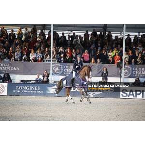 LGCT of London - Grand Prix - Prize giving ceremony - Scott Brash on Hello Forever parades after winning LGCT GP of London presented by Sapinda - London,5th august 2017 - ph. Stefano Grasso/LGCT