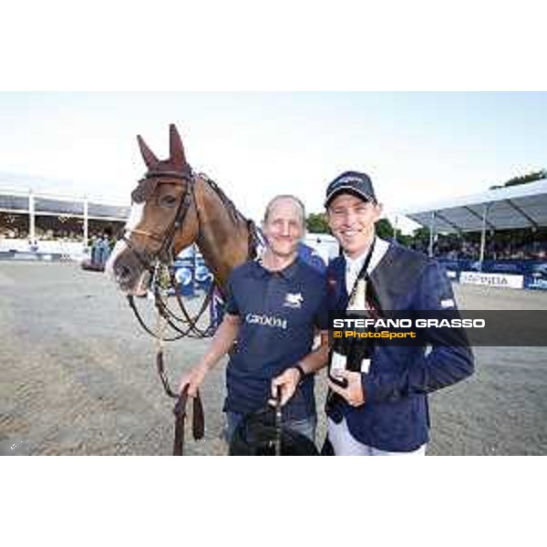 LGCT of London - Grand Prix - Prize giving ceremony - Scott Brash on Hello Forever wins the LGCT Grand Prix of London presented by Sapinda - London, - 5 August 2017 - ph.Mario Grassia/LGCT