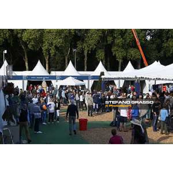 GCL of London - Public enjoy the village - London, - 5 August 2017 - ph.Mario Grassia/GCL