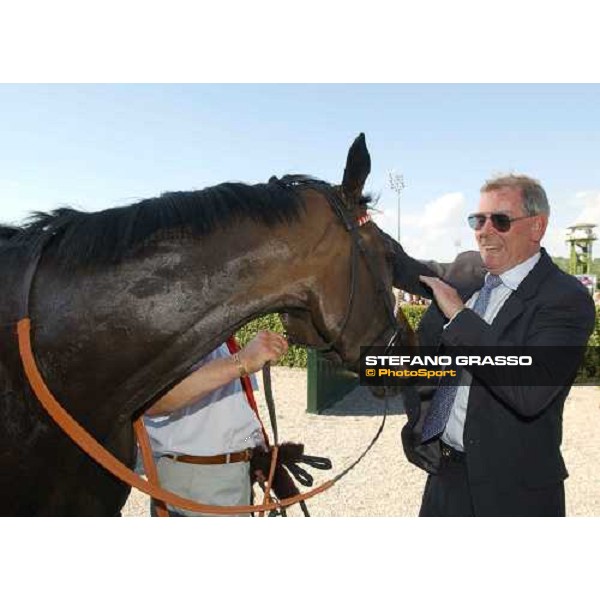Mr. Clive Brittain with Menhoubah in the winner enclosure of San Siro - Oaks d\'Italia Milan 23rd may 2004 ph. Stefano Grasso