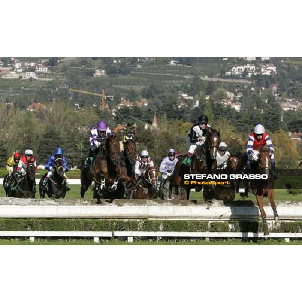 Raffaele Romano on Halling Joy jumps during the 68¡ Gran Premio Merano Forst followed by Sleeping Jack and Nikodem Merano Maia, 30th sept. 2007 ph. Stefano Grasso