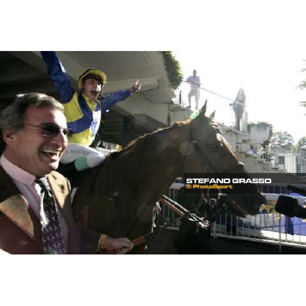 Toylsome with Stephan Pasquier winner of the Prix de la Foret Casino Barriere de Biarritz comes back with Baron Georg von Ullmann Paris, Longchamp, 6th october 2007 ph. Stefano Grasso