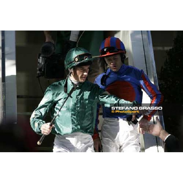 Frankie Dettori and Kieren Fallon Paris Lonchamp, 6th october 2007 ph. Stefano Grasso