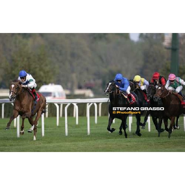 Andreas Starke on Schiaparelli wins the Gran Premio del Jockey Club beating Laverockand Champs Elysees Milano San Siro, 14th october 2007 ph. Stefano Grasso