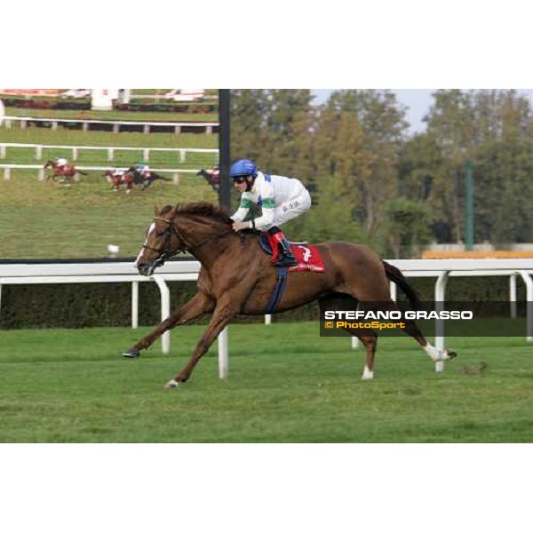 Andreas Starke on Schiaparelli wins the Gran Premio del Jockey Club Milano San Siro, 14th october 2007 ph. Stefano Grasso