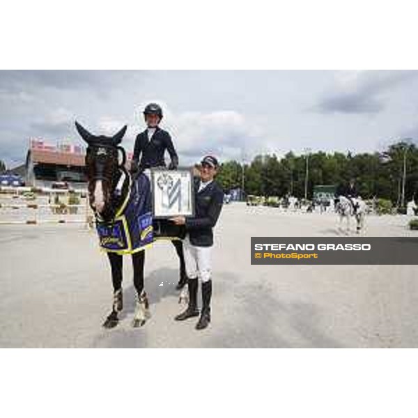 LGCT of Valkenswaard - Amateur riders - Prize giving Magic Millions - Georgina Harvey - Valkenswaard, - 11 August 2017 - ph.Mario Grassia/LGCT