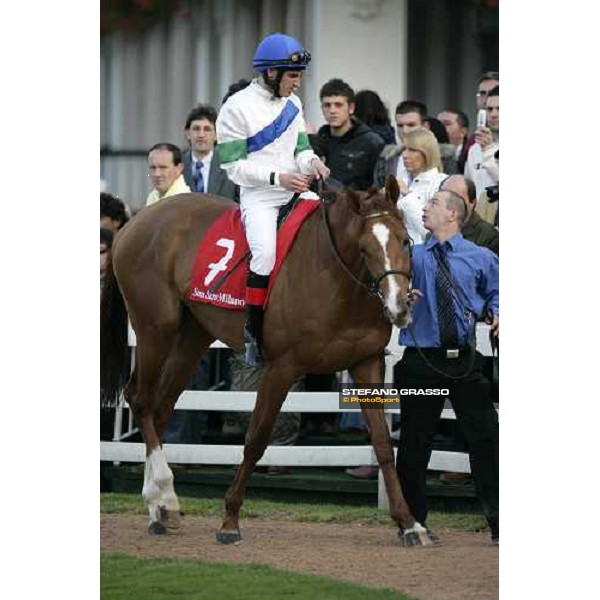 Andrasch Starke on Schiaparelli parades before the Jockey Club Milan San Siro , 14th october 2007 ph. Stefano Grasso