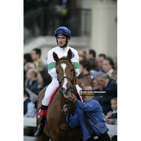 Andrasch Starke on Schiaparelli parades before the Jockey Club Milan San Siro , 14th october 2007 ph. Stefano Grasso