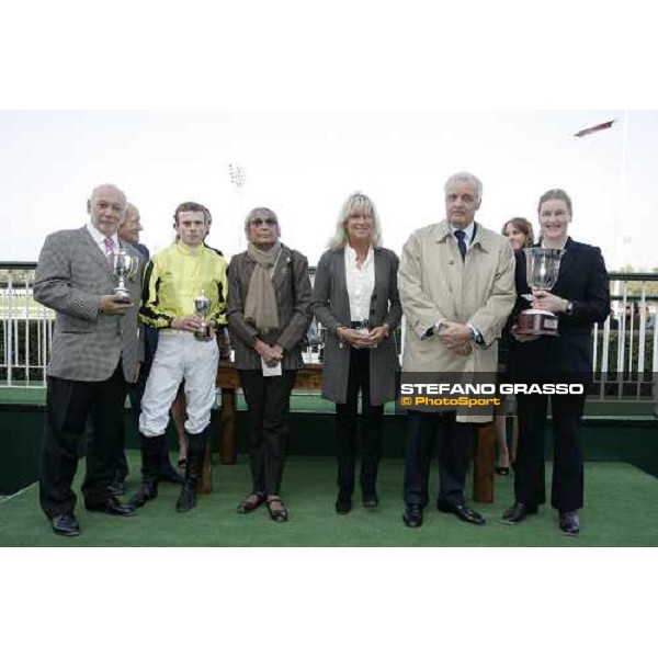 giving prize of Premio Sergio Cumani won by Whazzis Milan San Siro , 14th october 2007 ph. Stefano Grasso