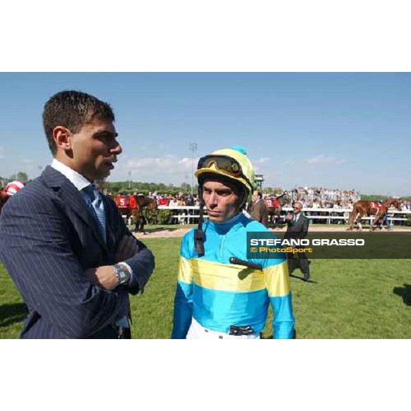 Gianfranco Botti and Endo Botti in the parade ring of Oaks d\'Italia Milan 23rd may 2004 ph. Stefano Grasso