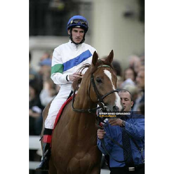 Andrasch Starke on Schiaparelli parades before the Jockey Club Milan San Siro , 14th october 2007 ph. Stefano Grasso