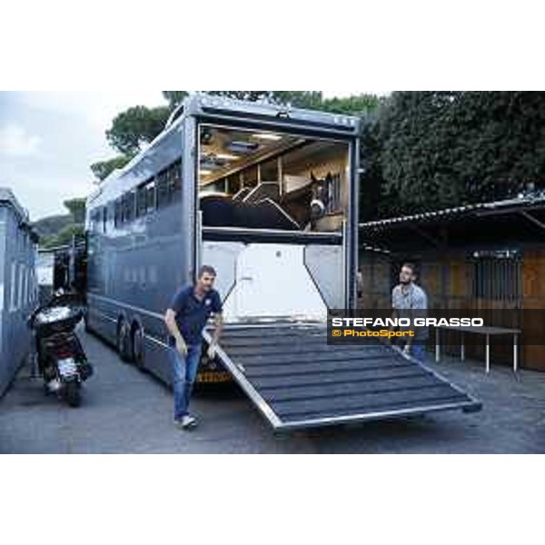 LGCT of Rome - The horse box of Stal Tops arrives at the Stadio die Marmi Rome - Stadio dei Marmi, 18th sep.2017 ph.Stefano Grasso/LGCT