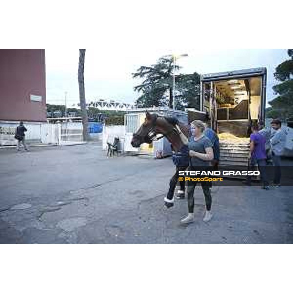 LGCT of Rome - The horse box of Stal Tops arrives at the Stadio dei Marmi - Sirius Rome - Stadio dei Marmi, 18th sep.2017 ph.Stefano Grasso/LGCT