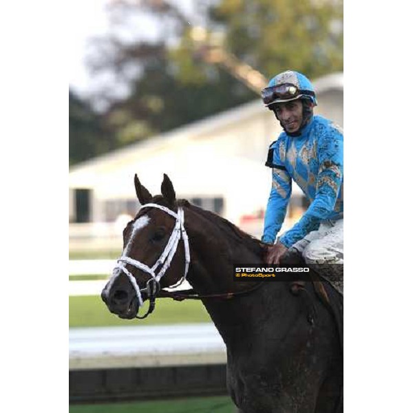 John Velazquez on English Channel exulting after winning the Breeders\' Cup Turf at Monmouth Park racetrack Monmouth Park, 26th october 2007 ph. Stefano Grasso