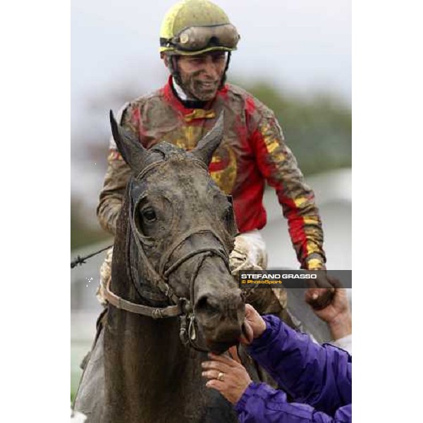 Garret Gomez on Midnight Lute after winning the Breeders\' Cup Sprint at Monmouth Park racetrack Monmouth Park, 27th october 2007 ph. Stefano Grasso