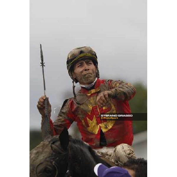 Garret Gomez on Midnight Lute after winning the Breeders\' Cup Sprint at Monmouth Park racetrack Monmouth Park, 27th october 2007 ph. Stefano Grasso