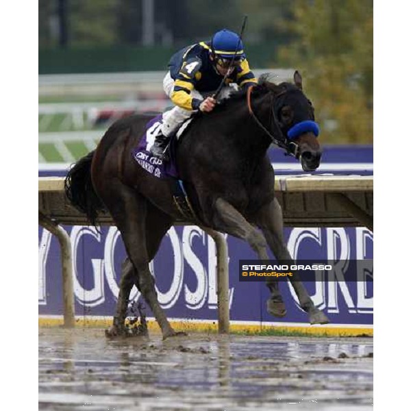 Garrett Gomez on Indian Blessing wins the Breeeder\'s Cup Juvenile Fillies at Monmouth Park racetrack Monmouth Park, 27th october 2007 ph. Stefano Grasso