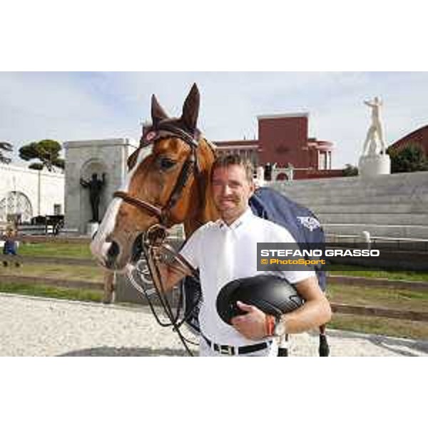 LGCT of Rome - Class 14 - Prize giving ceremony - Simon Delestre on Chesall Zimequest wins class 14 - Rome, Stadio dei Marmi - 24 September 2017 - ph.Stefano Grasso/LGCT