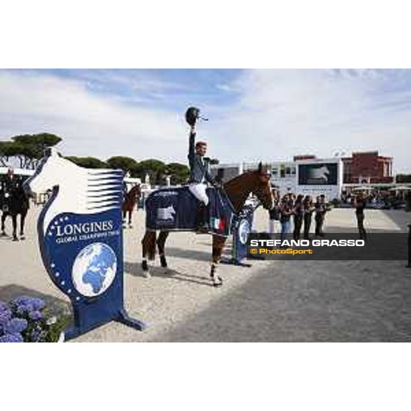 LGCT of Rome - Class 14 - Prize giving ceremony - Simon Delestre on Chesall Zimequest wins class 14 - Rome, Stadio dei Marmi - 24 September 2017 - ph.Stefano Grasso/LGCT